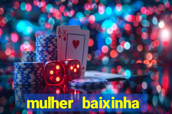 mulher baixinha transando com homens altos